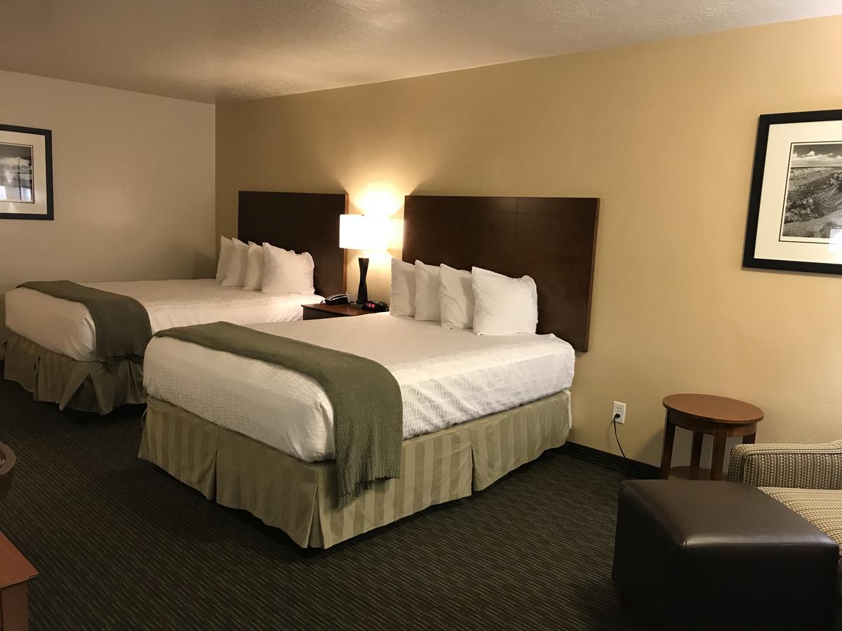 Dinosaur Inn & Suites Вернал Екстер'єр фото