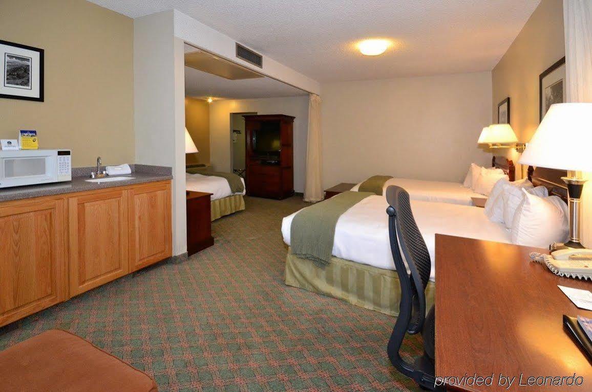 Dinosaur Inn & Suites Вернал Екстер'єр фото