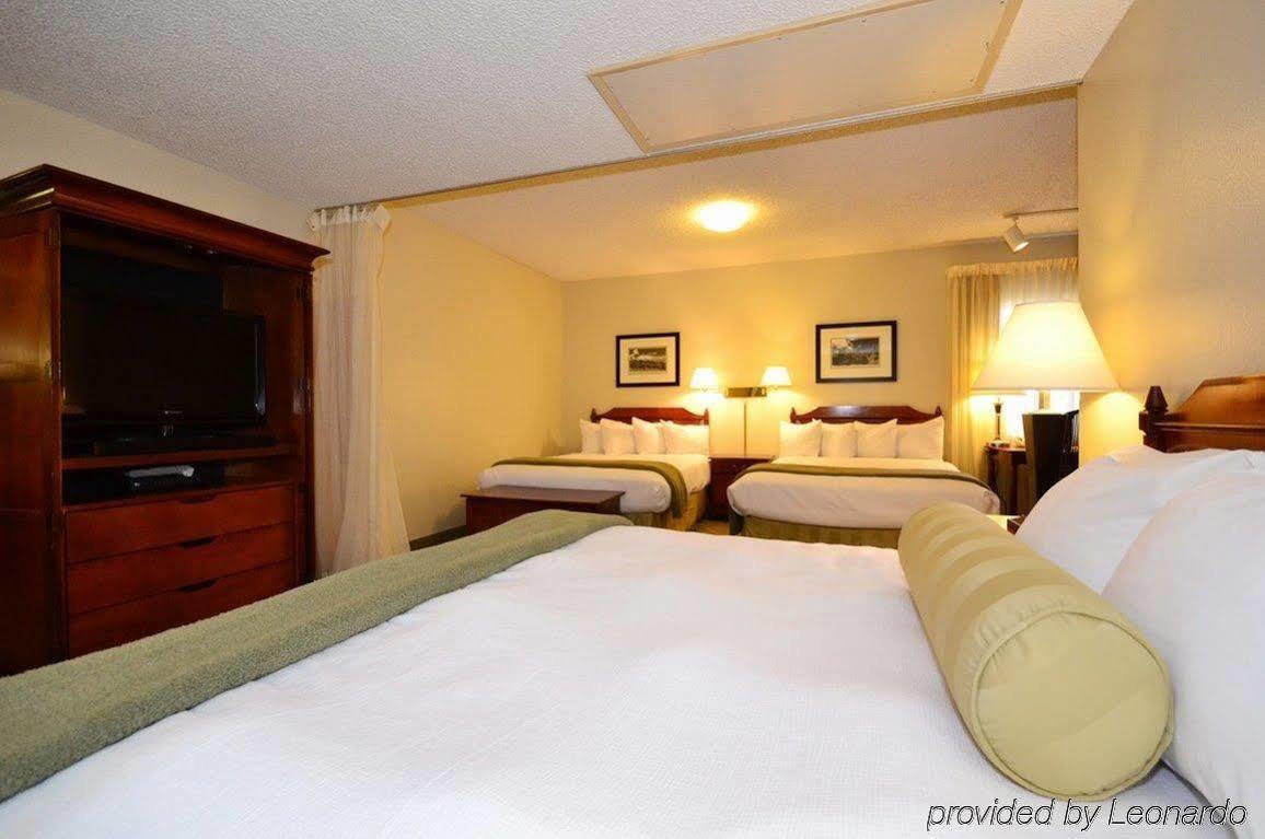 Dinosaur Inn & Suites Вернал Екстер'єр фото